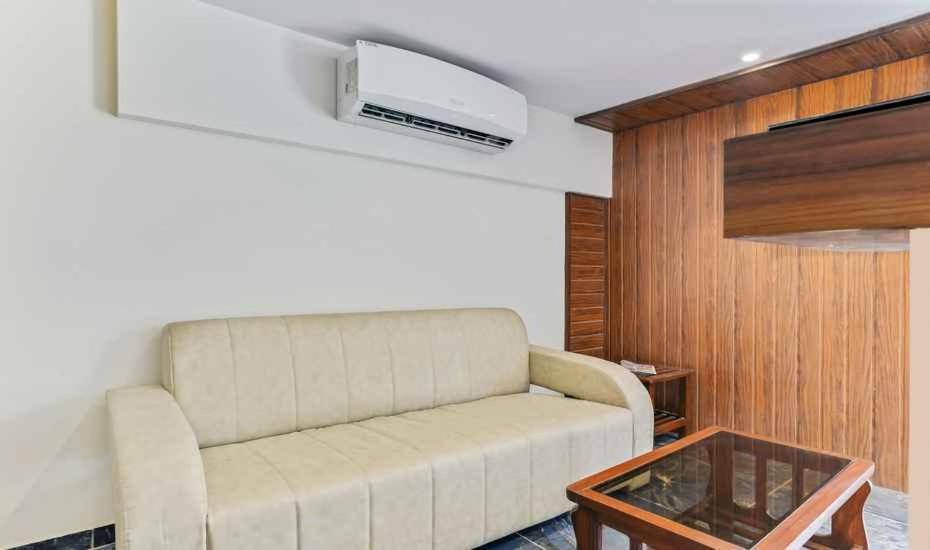 Astro Hotel 3*